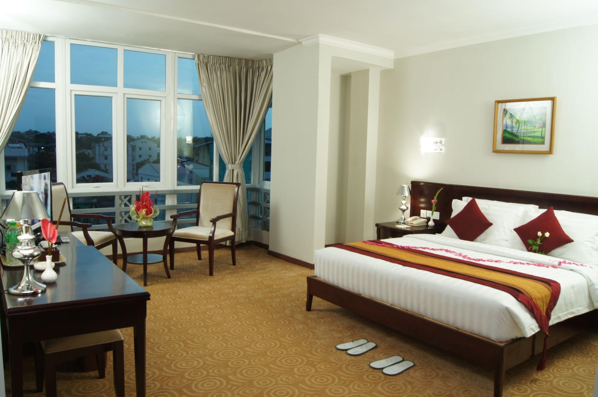 Green Leaf Hotel Янгон Экстерьер фото