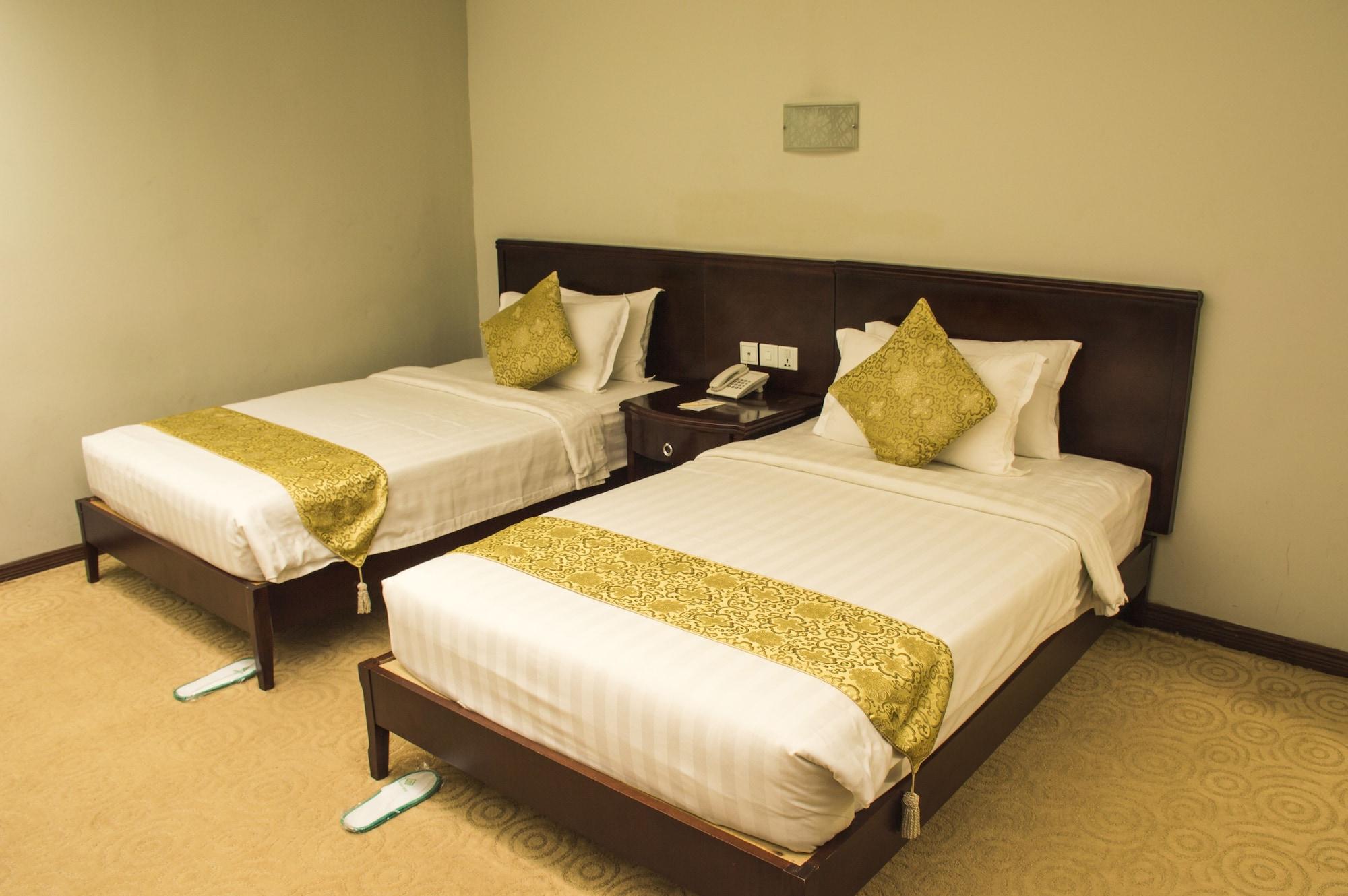 Green Leaf Hotel Янгон Экстерьер фото